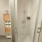 Ecocube 443 - Familie, 2zimmer, 3betten, Schlafsofa, Backofen, Tv, 6pers Appartement *